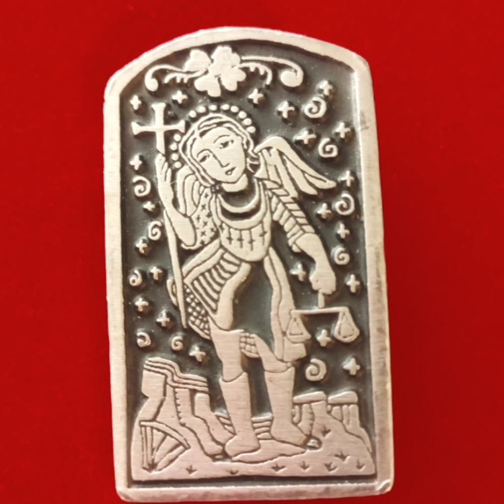 Charming Vintage Brooch By Alice Seely Folk Art Pewter EUC
